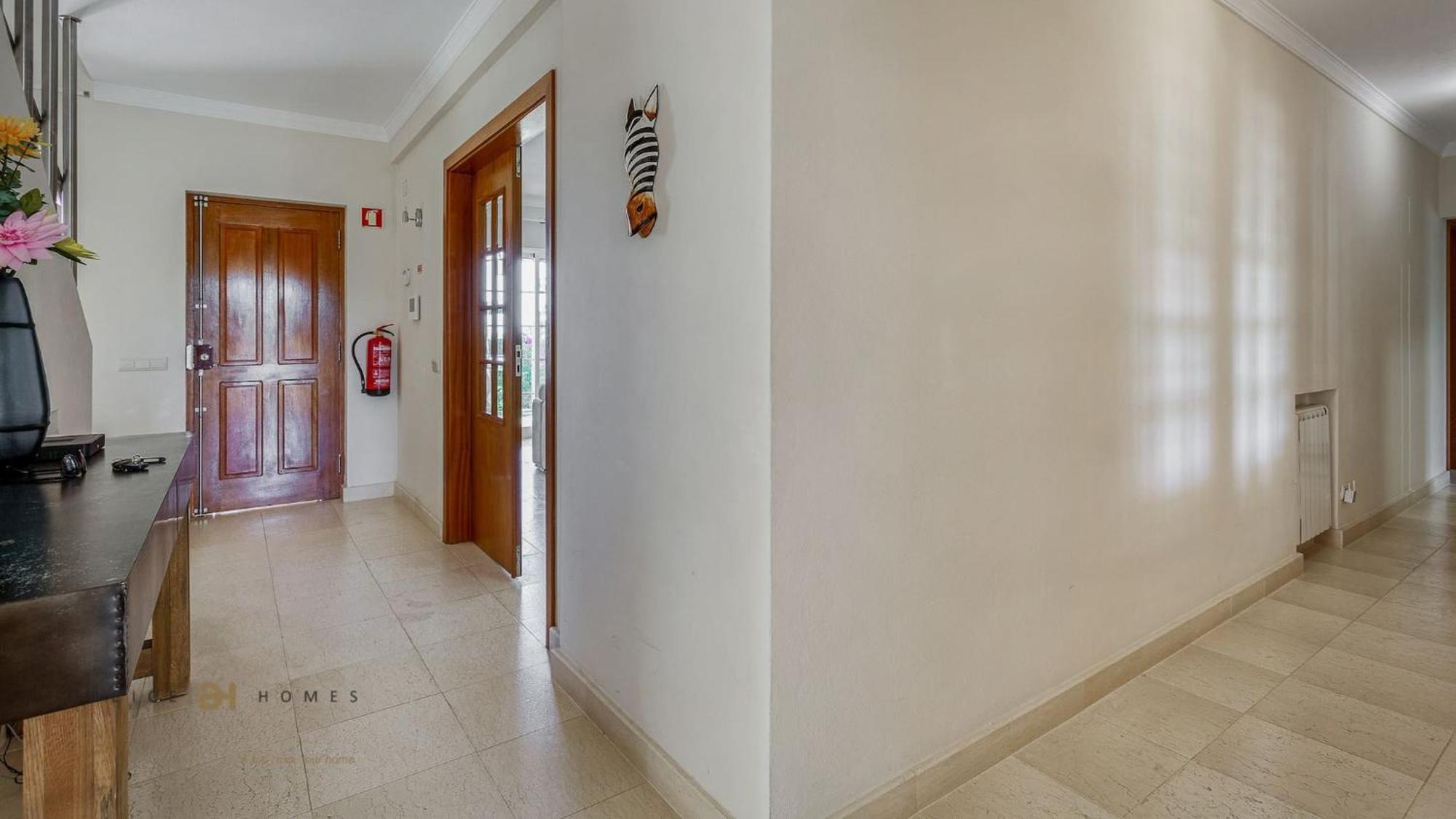 Luxuosa Moradia V5 Em Quarteira - Greice Homes Екстериор снимка