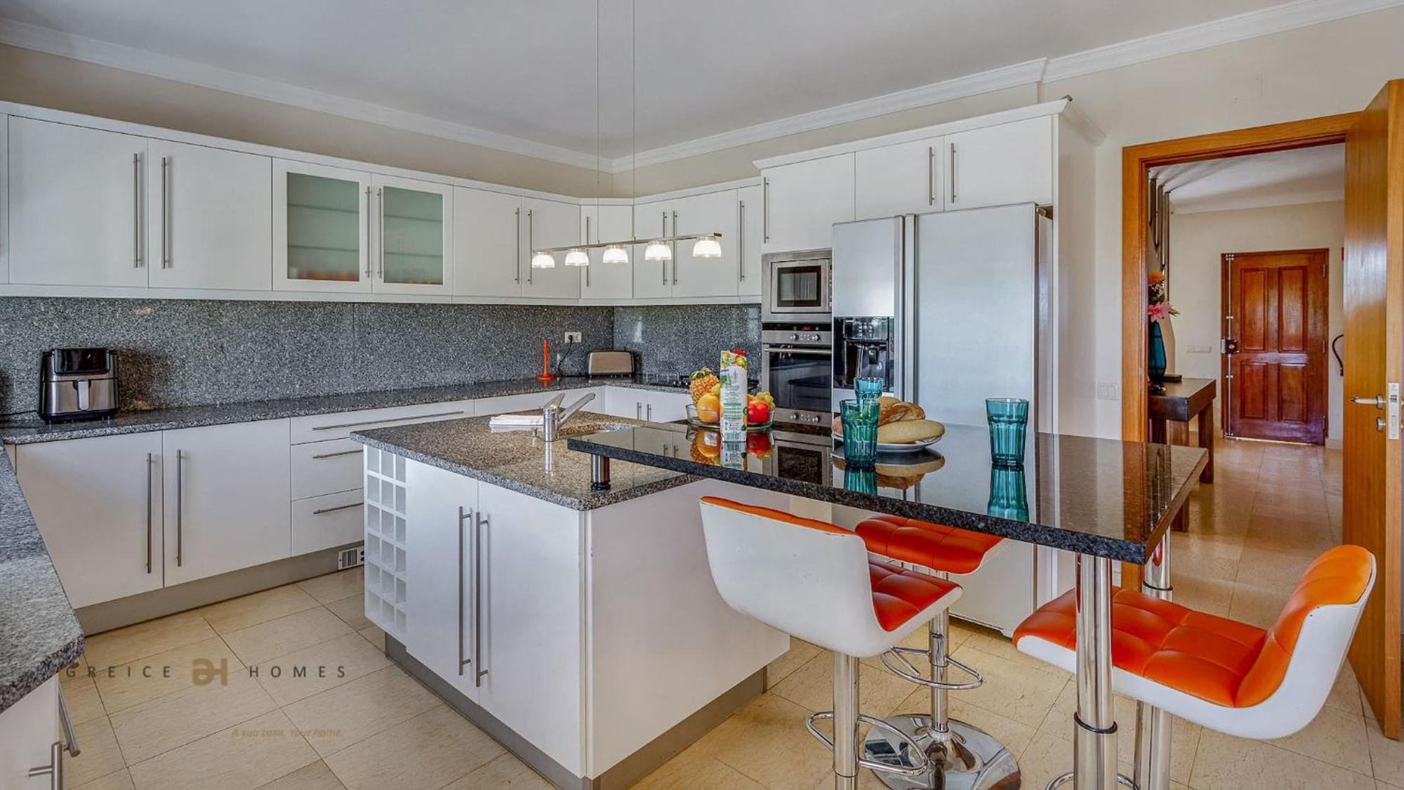 Luxuosa Moradia V5 Em Quarteira - Greice Homes Екстериор снимка